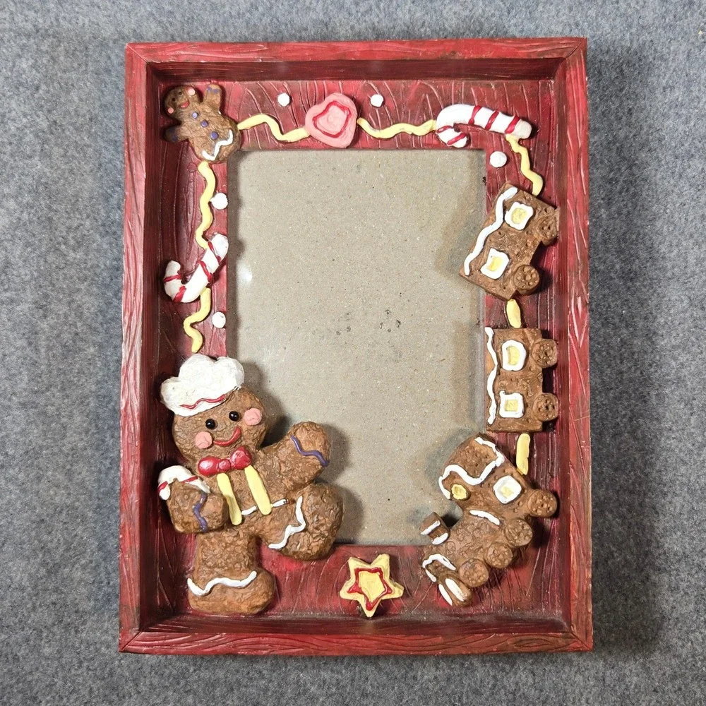 Holiday Gingerbread Man Cookie Train 3D Resin Picture Frame Red 5x3.5 Photo *pic